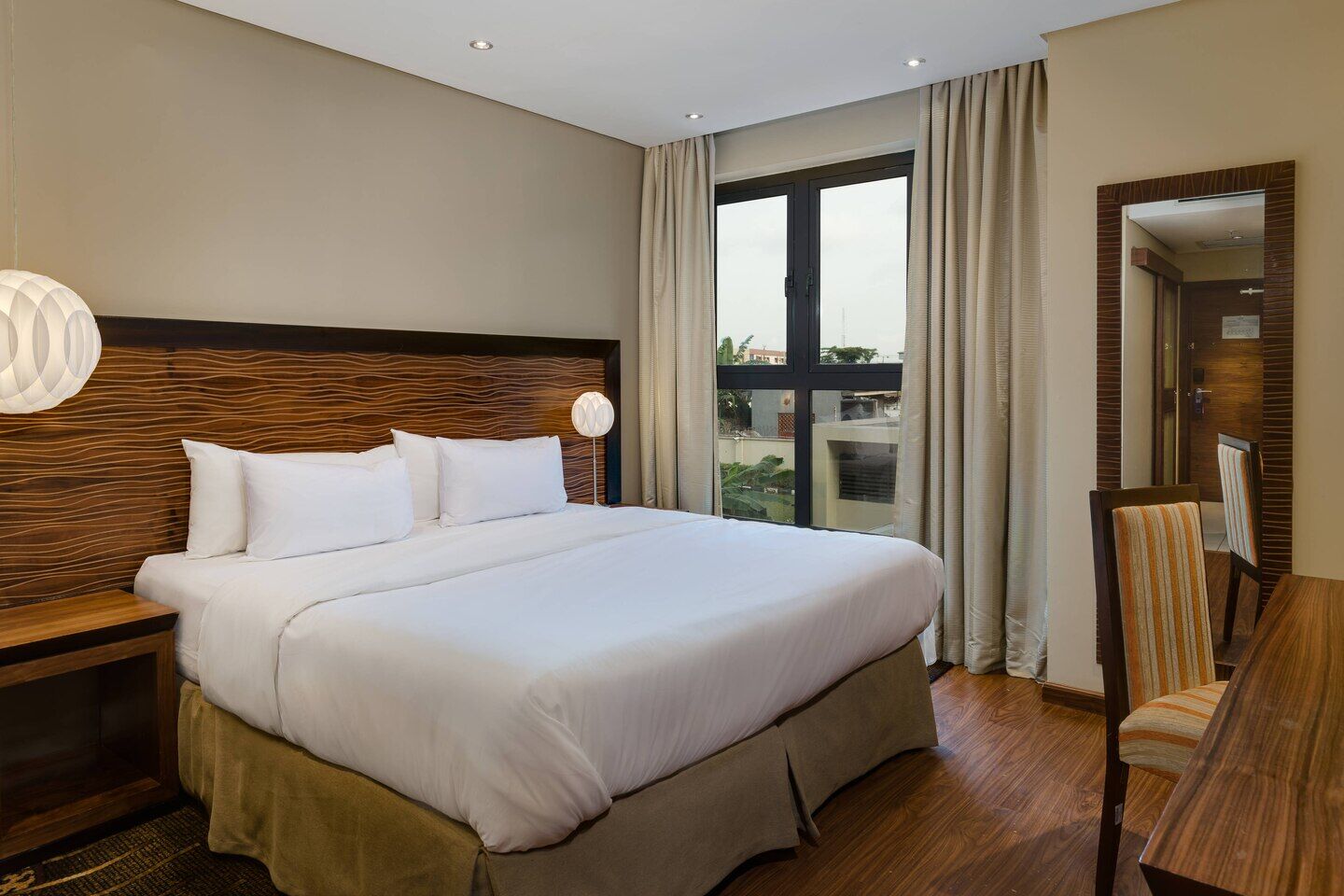Protea Hotel By Marriott Ikeja Select Лагос Екстериор снимка
