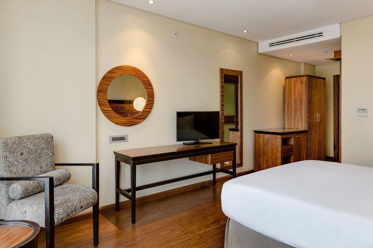 Protea Hotel By Marriott Ikeja Select Лагос Екстериор снимка